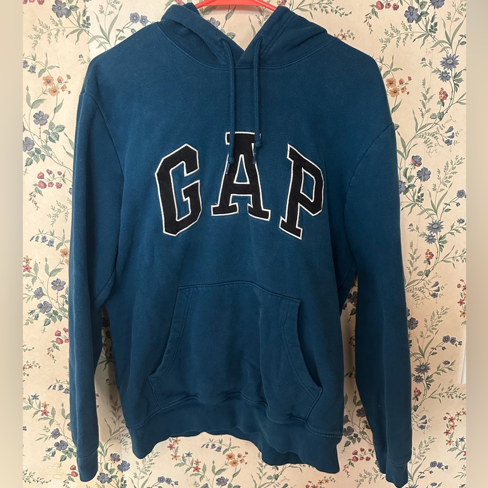 GAP hoodie